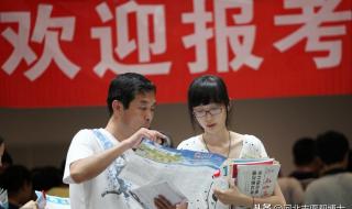 中国语言文学类专业 中国语言文学类属于哪个大类